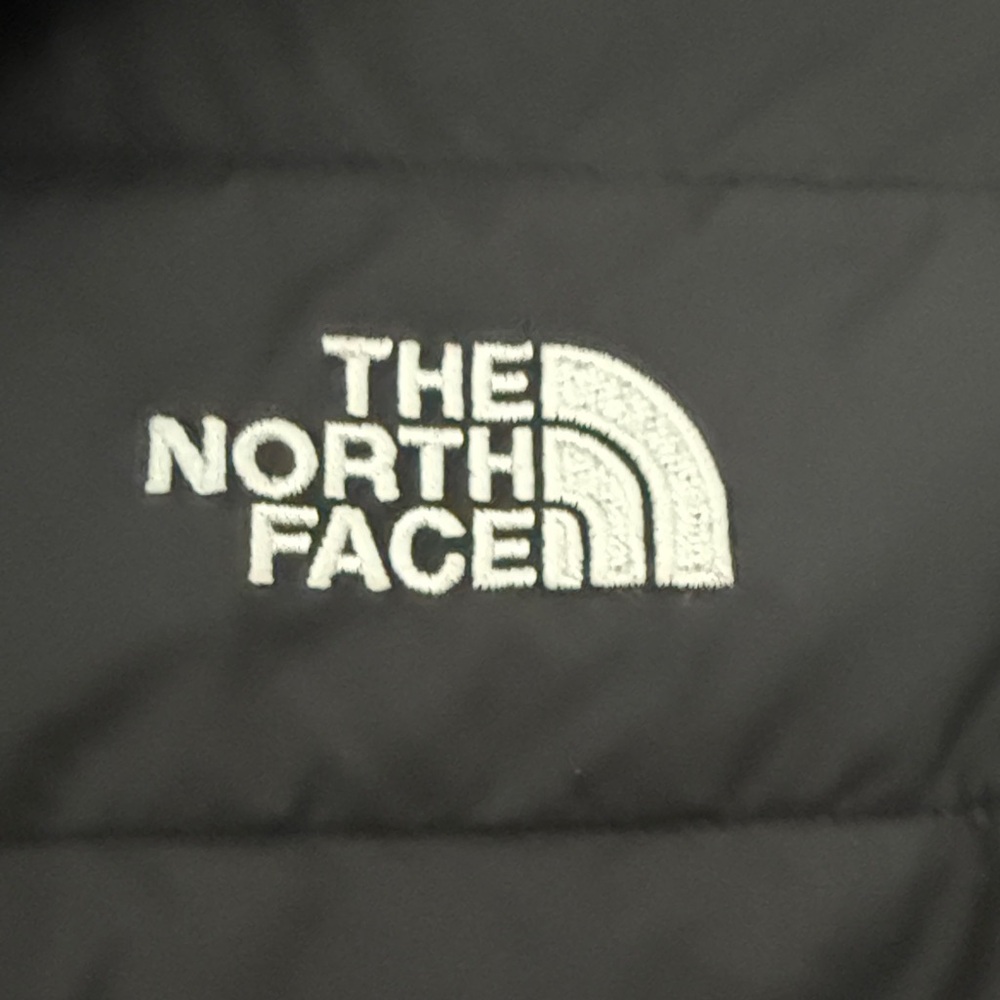 The North Face Kids Camo Puffer Jacket - Black and Brown - reversible - Picture 8 of 11